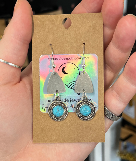 Hang Tight Honey Earrings